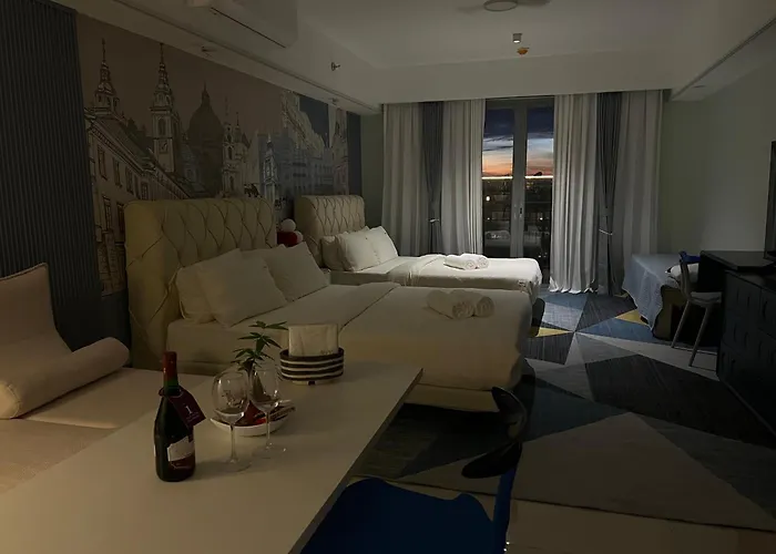 Luxurious Style Cross To Okada And Near Of Dreams, Solaire, Moa, And Airport * Manila