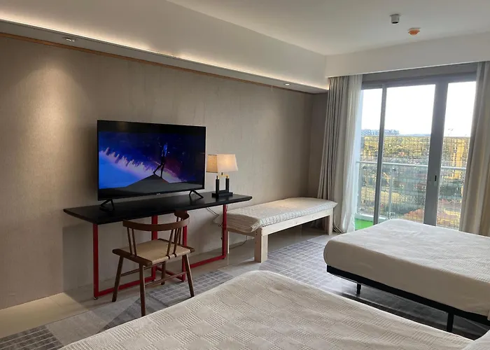 Luxurious Style Cross To Okada And Near Of Dreams, Solaire, Moa, And Airport * Manila